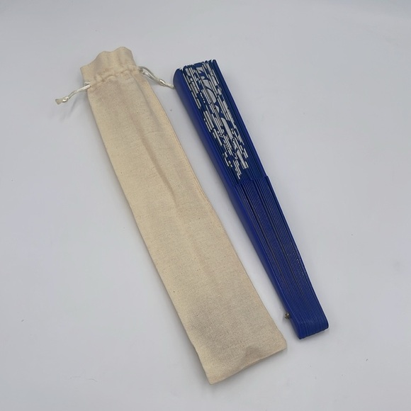 Brand new. HAWAII FLOWERS PERICON Spanish Hand Fan - Picture 6 of 6